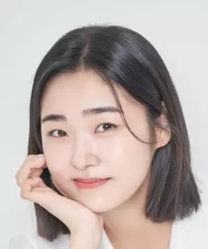 Shin Hye Ji