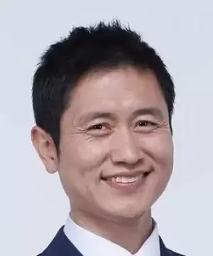 Lee Young Pyo