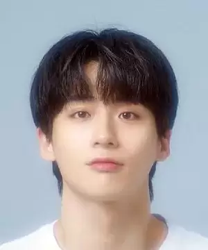 Yoo Yong Min