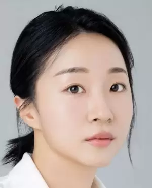 Cho Su Yeon