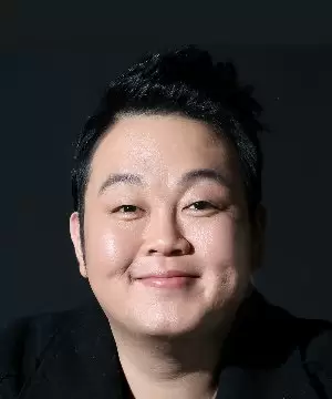 Lee Gun Joo