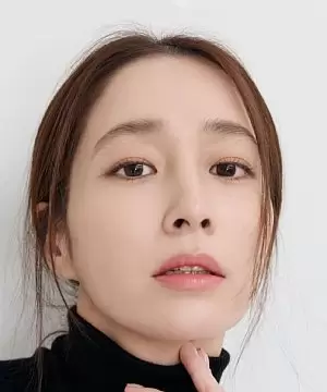 Lee Min Jung