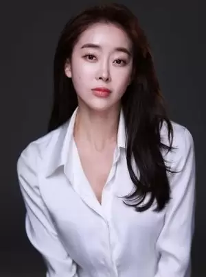 Shin Ha Rang