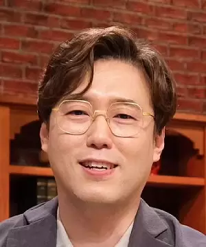 Shim Yong Hwan