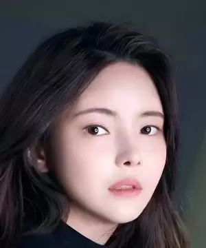 Yoo Si A