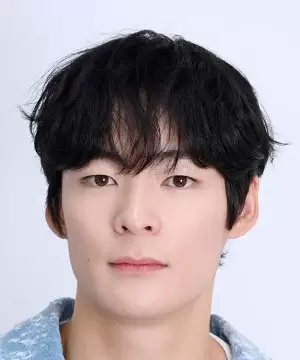 Song Geon Hee
