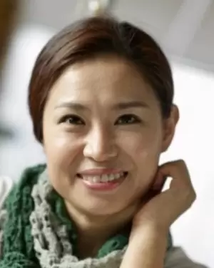 Park Eun Young