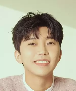 Im Young Woong