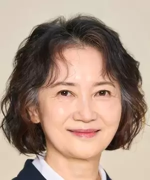 Hong Yoon Hee