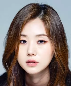 Ji Eun