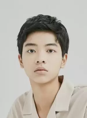 Kang Chae Min