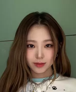 Park Chae Rin