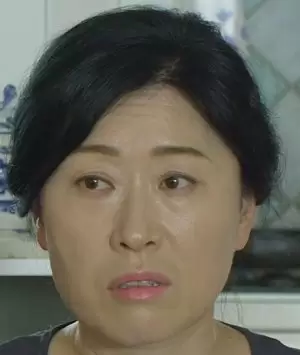 Jung Mi Kyung