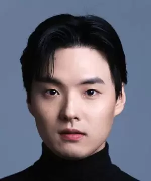 Yoon Chae Hwan