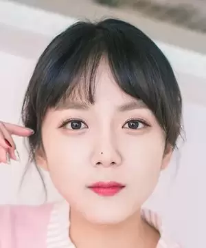 Kang Eun Bi