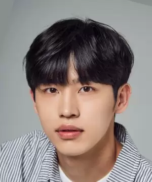 Min Sung