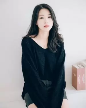 Bae Eun Young
