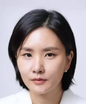 Park Yoo Mil