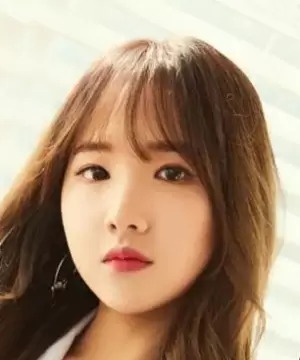 Kim Shi Hyeon