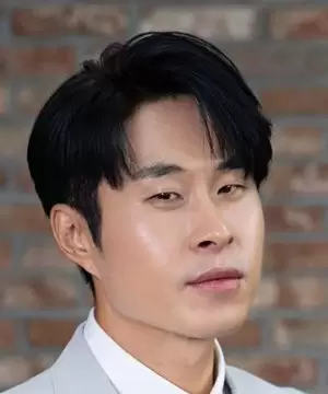 Min Do Yoon