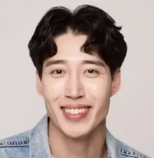 Lee Kyung Wook