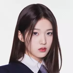 Yoon Ji Yoon